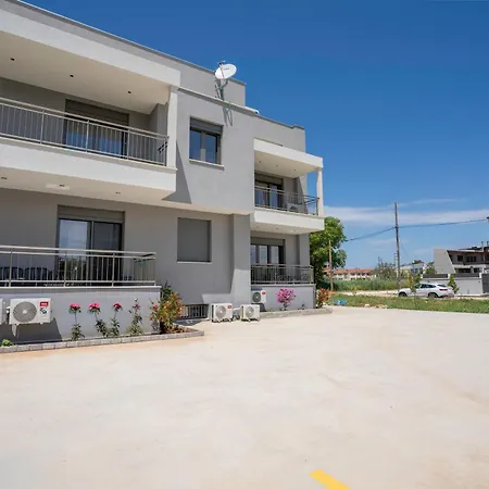 Avanto Lefkas Awaits شقة