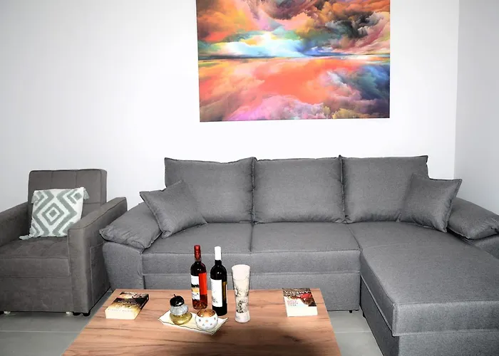 Avanto Lefkas Awaits *