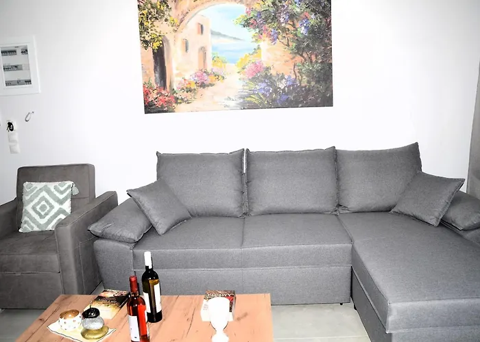 Avanto Lefkas Awaits Lefkáda