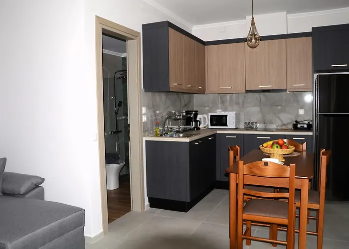 Avanto Lefkas Awaits *