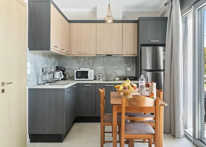 Avanto Lefkas Awaits *