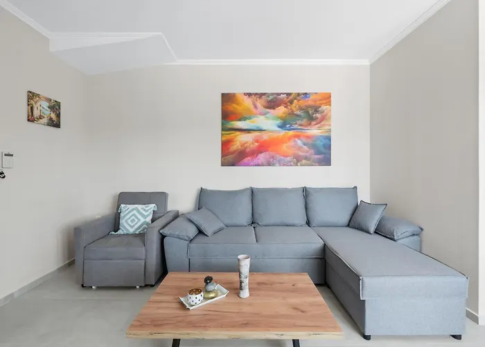 Avanto Lefkas Awaits * Lefkáda