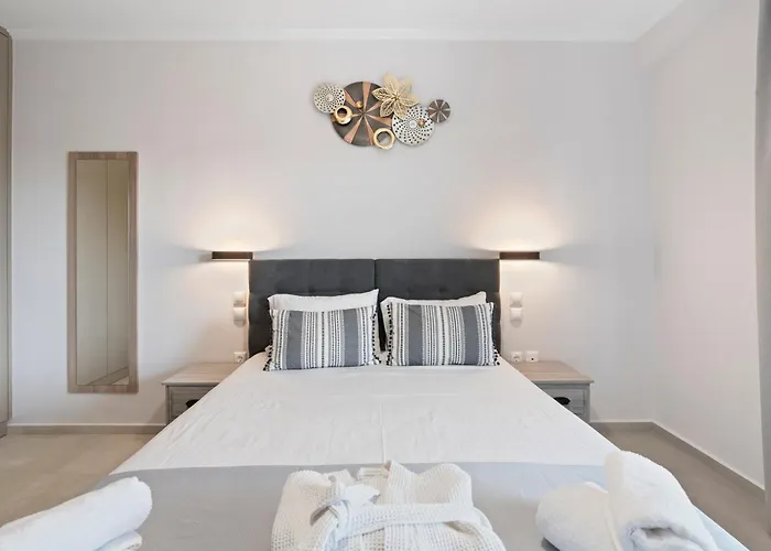 Avanto Lefkas Awaits *