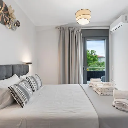 Avanto Lefkas Awaits * Лефкада